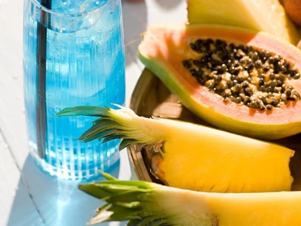 Ko trebuh reče ne: pet živil iz vaše kuhinje, ki znajo utišati vetrove in napenjanje